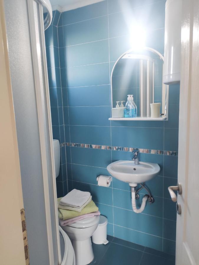 Studio Apartments Krasici Tivat Bilik gambar